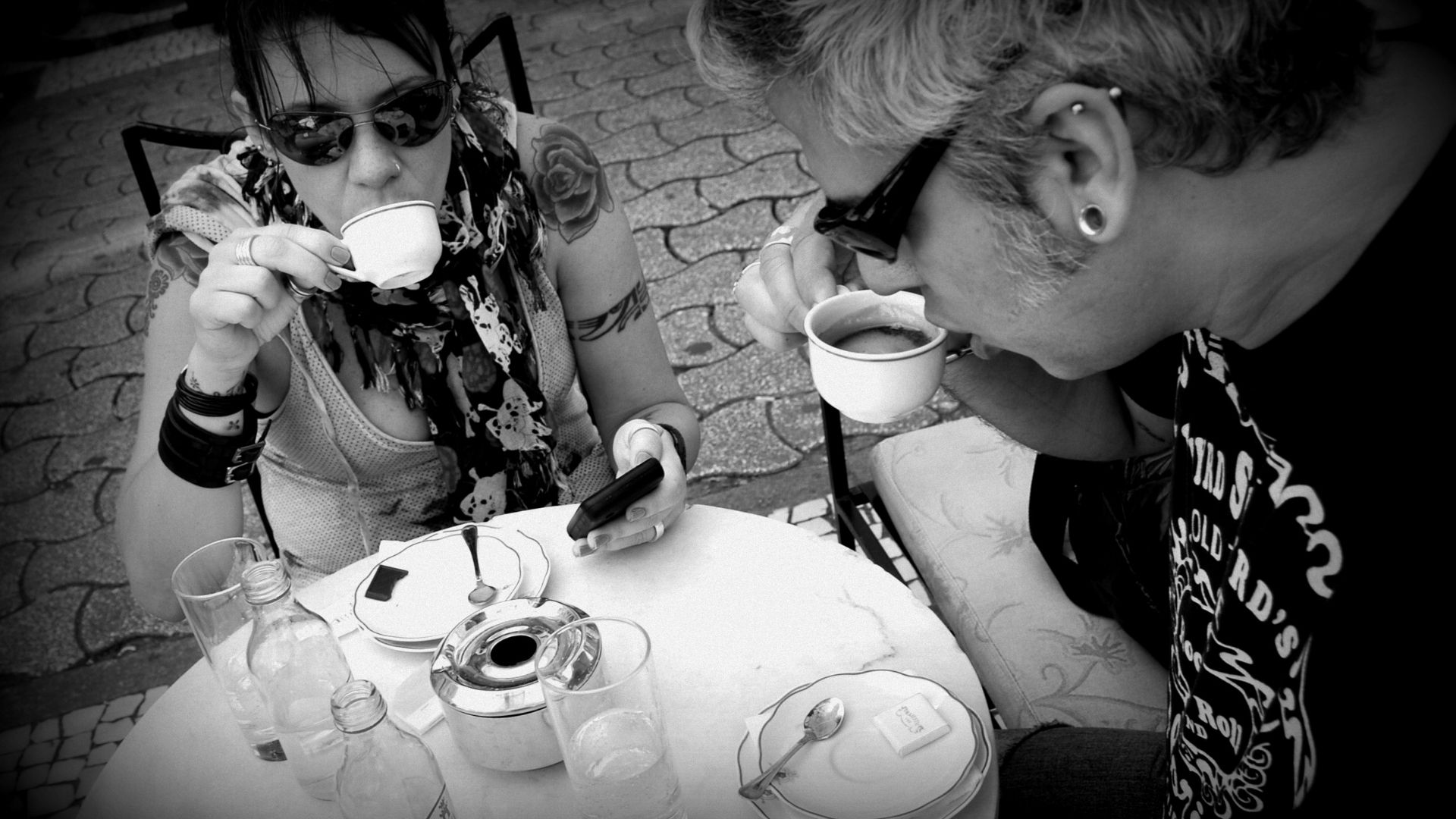 ALE & NAT - FRAMES SITE  (5).jpg