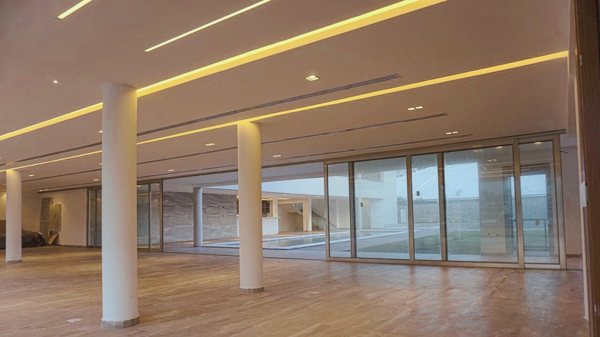 EXEC FRAMES SITE (10).jpg