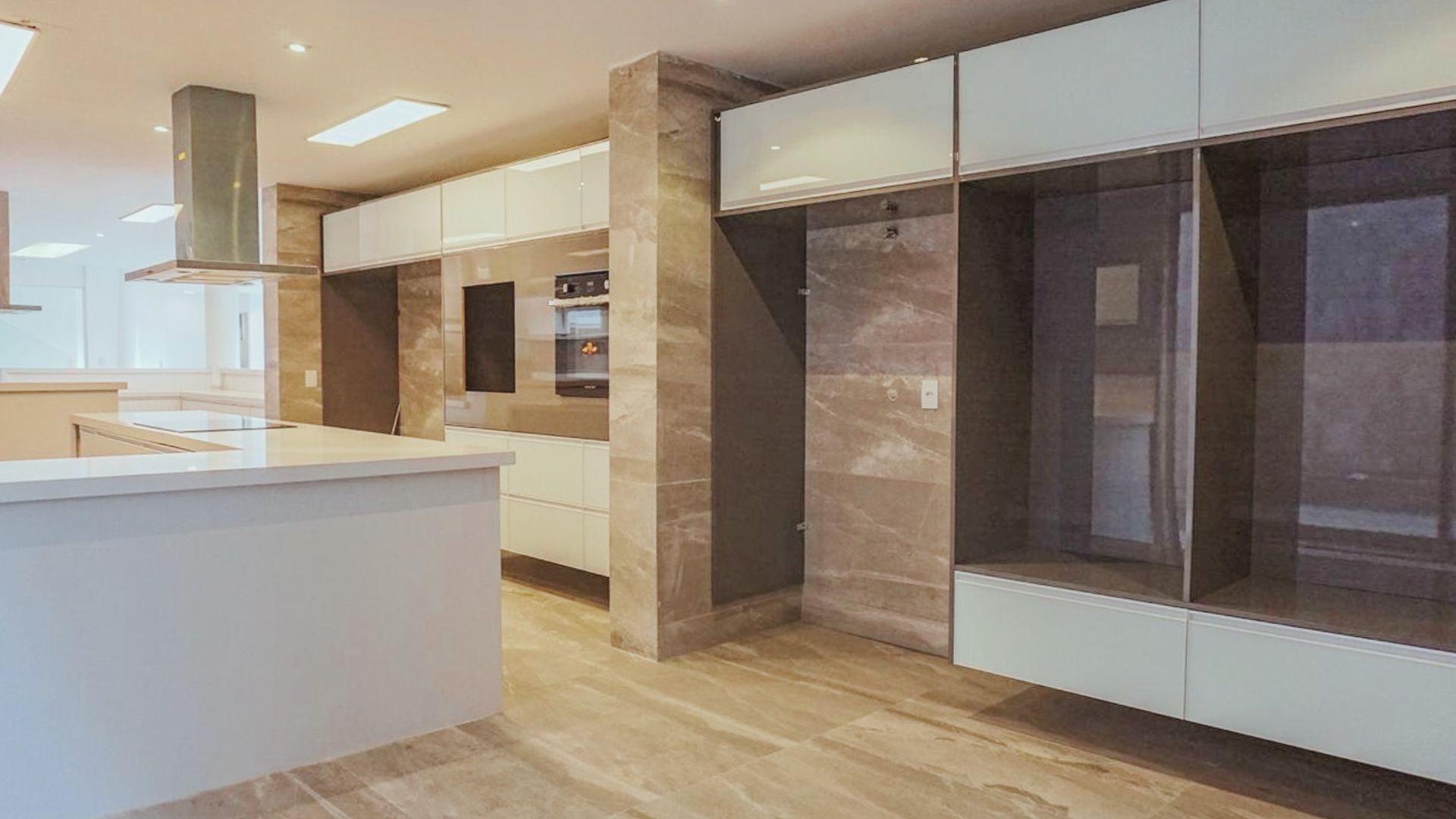 EXEC FRAMES SITE (19).jpg